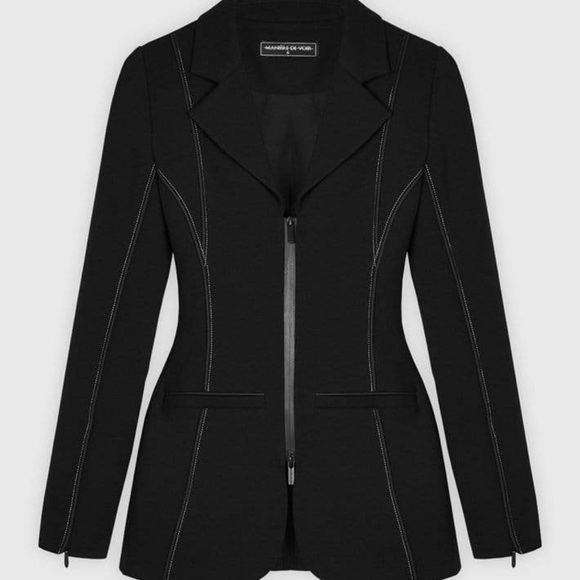 A black fitted beautiful blazer - Picture 2 of 2